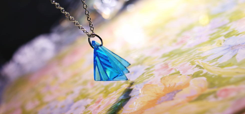 Blue triangle ラフォルム ガラスジュエリー ガラスアクセサリー