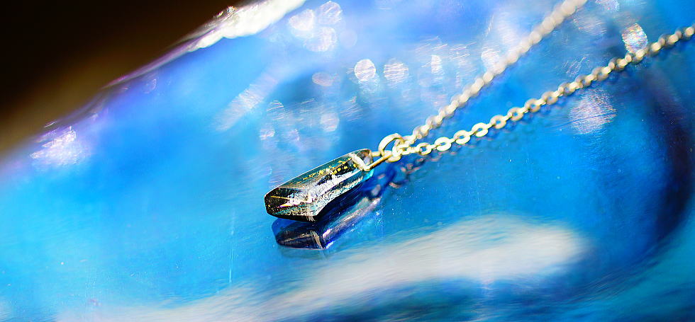 Secret blue ラフォルム ガラスジュエリー ガラスアクセサリー