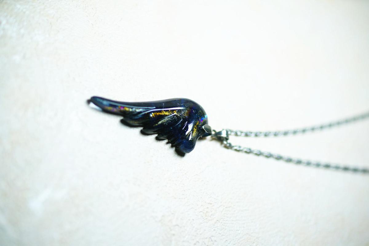 宙の守護翼 ～ Chronos Feather ～ ラフォルム ガラスジュエリー ガラスアクセサリー