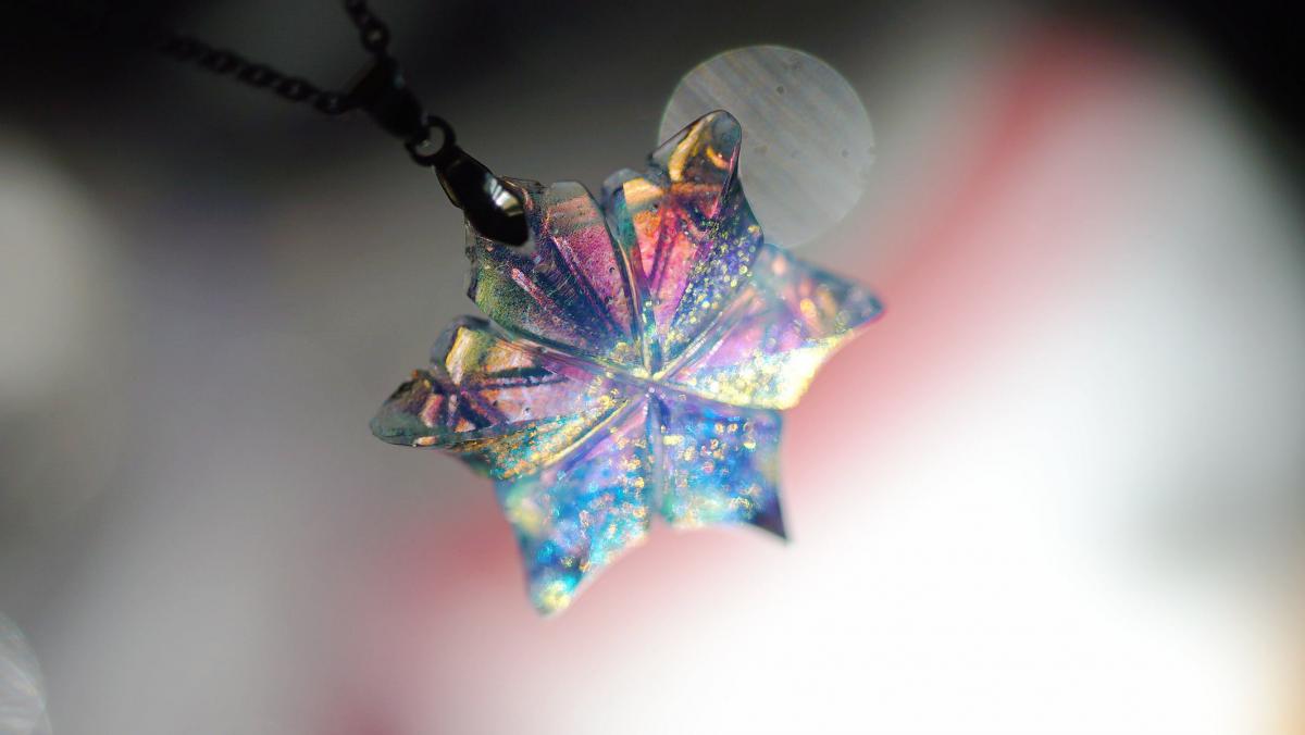 絹雪の花 ～ 温もりの煌き ～ ラフォルム ガラスジュエリー ガラスアクセサリー