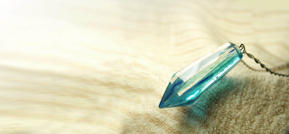 An icicle Crystal ラフォルム ガラスジュエリー ガラスアクセサリー