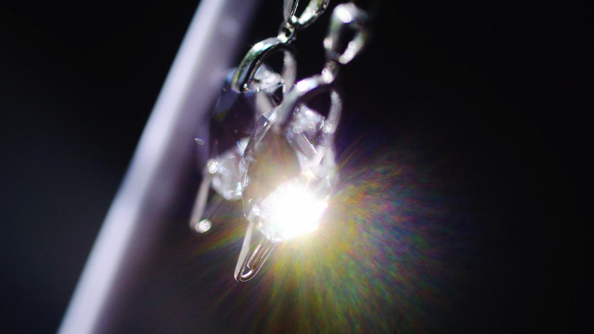 サンキャッチャーピアス / ジャーマンピアス ラフォルム ガラスジュエリー ガラスアクセサリー