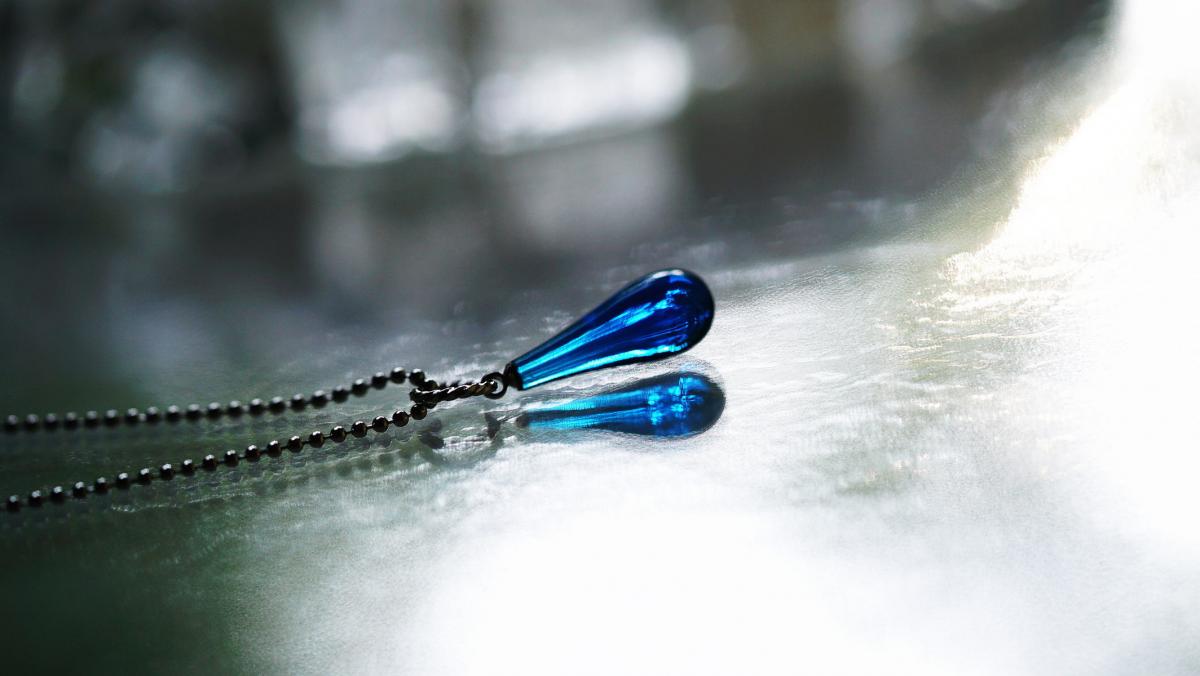 Raindrop / ターコイズブルー ラフォルム ガラスジュエリー ガラスアクセサリー