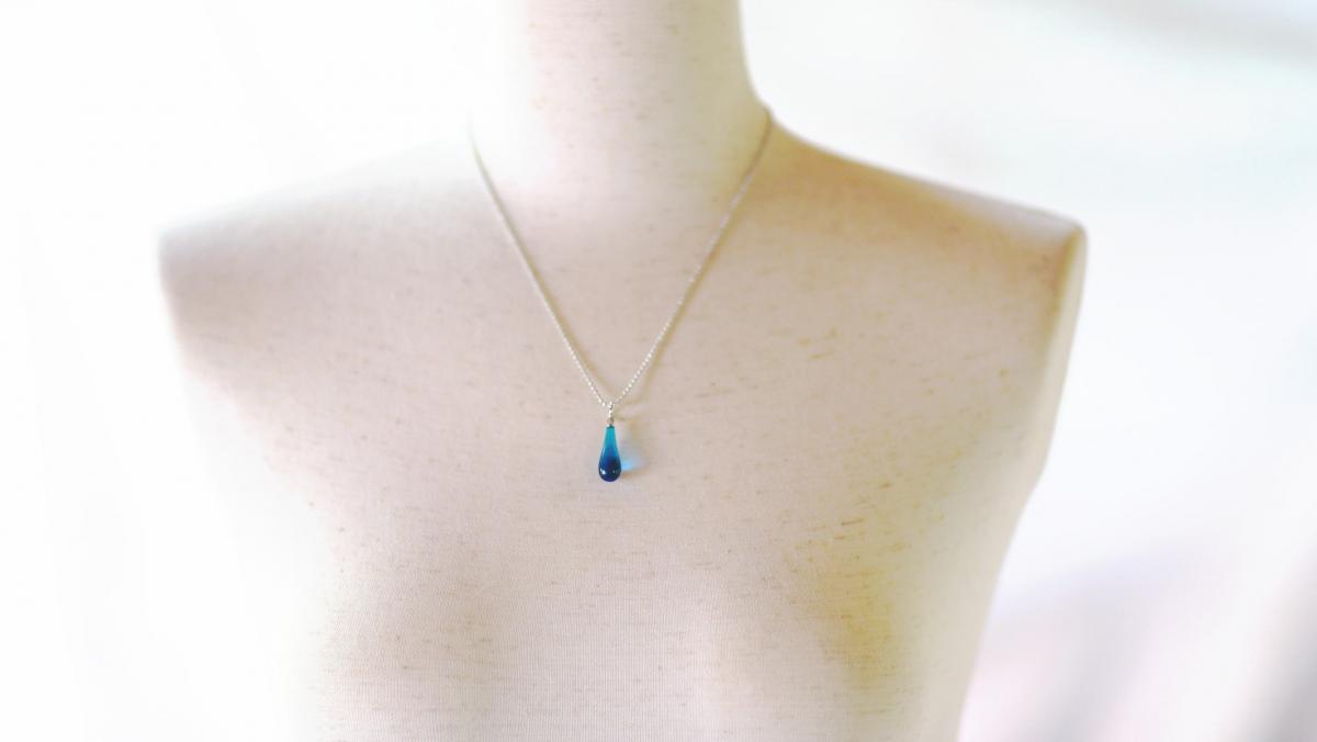 Raindrop / ターコイズブルー ラフォルム ガラスジュエリー ガラスアクセサリー