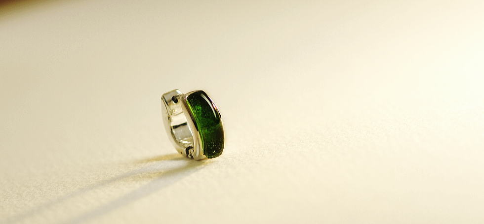 dear green eye / フープピアス ラフォルム ガラスジュエリー ガラスアクセサリー