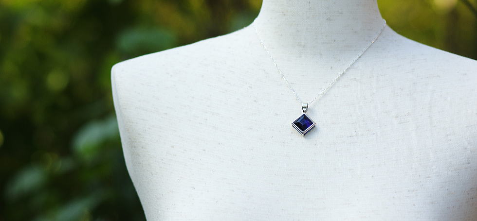 Gentle violet ラフォルム ガラスジュエリー ガラスアクセサリー