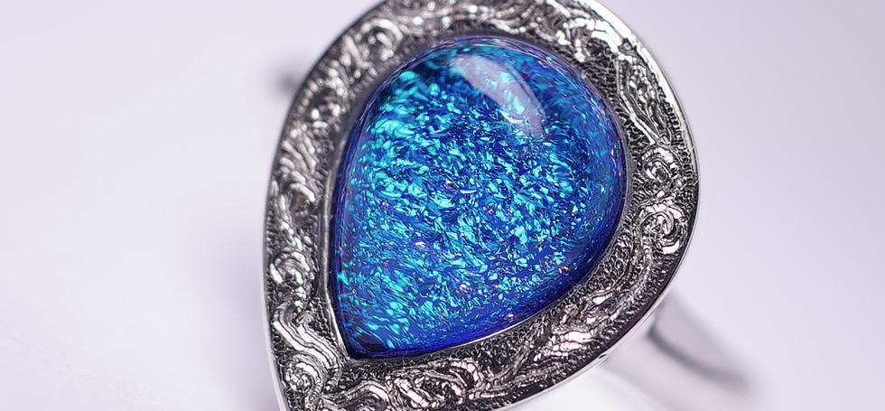 Dichroic engraving ring ラフォルム ガラスジュエリー ガラスアクセサリー