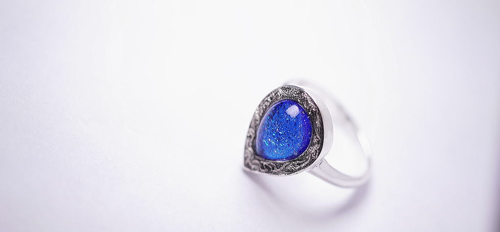 Dichroic engraving ring ラフォルム ガラスジュエリー ガラスアクセサリー