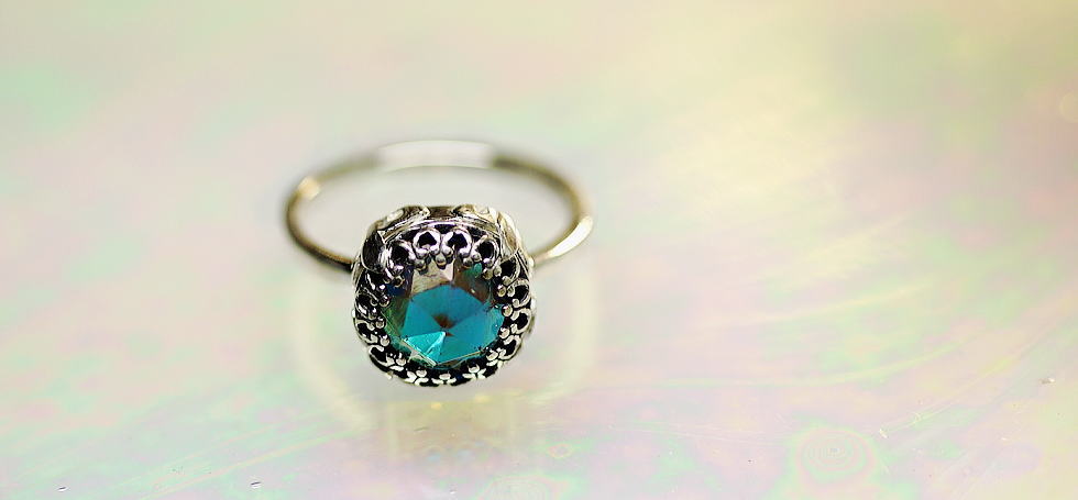 Antique lily ring ラフォルム ガラスジュエリー ガラスアクセサリー