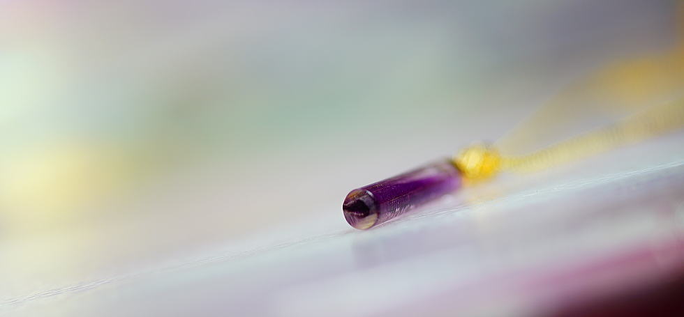 Cylindrical purple crystal ラフォルム ガラスジュエリー ガラスアクセサリー