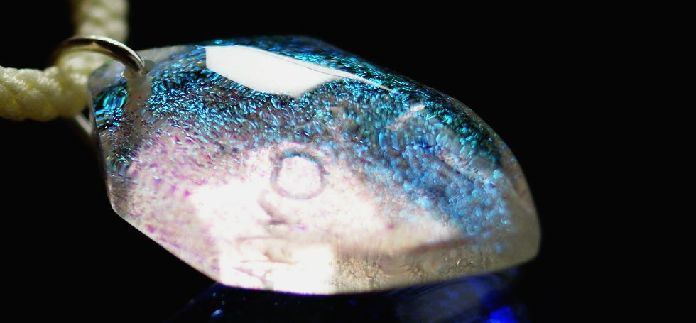 虹のイーリス ラフォルム ガラスジュエリー ガラスアクセサリー