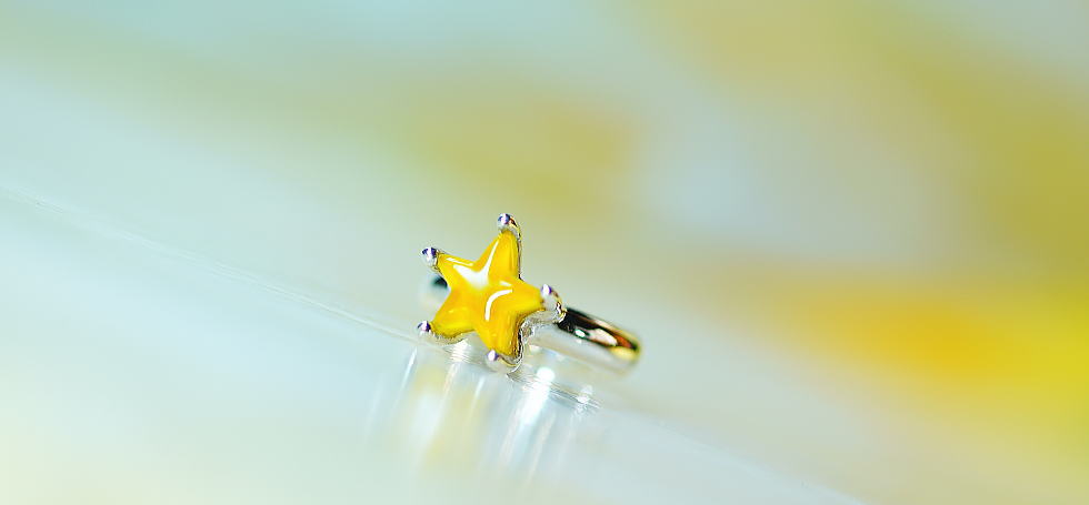 思い出のFirst star ラフォルム ガラスジュエリー ガラスアクセサリー