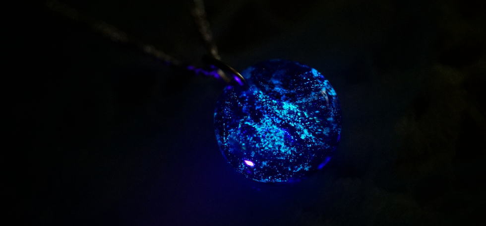 Dichroic blue half planet ラフォルム ガラスジュエリー ガラスアクセサリー