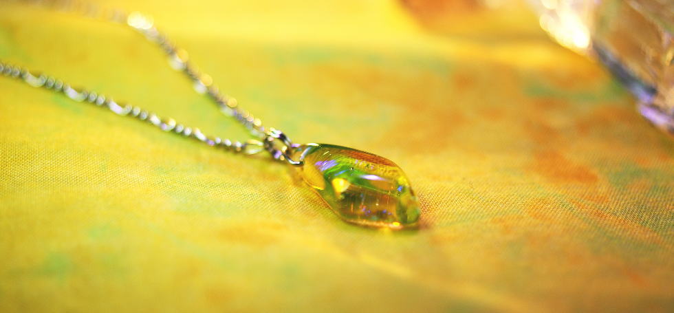 DIAMOND YELLOW