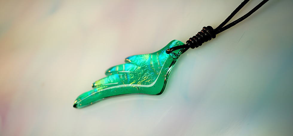Malachite wing ラフォルム ガラスジュエリー ガラスアクセサリー