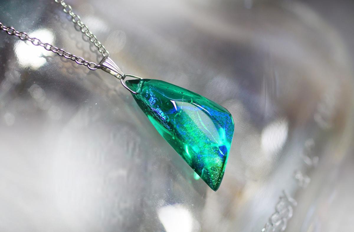 秘洞のかけら ～ 聖水の煌き ～