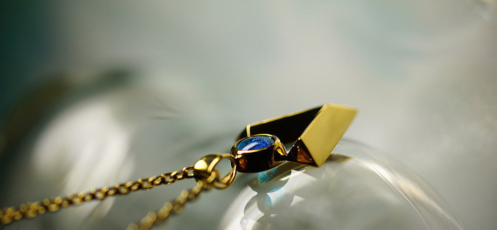 Bravery emblem ラフォルム ガラスジュエリー ガラスアクセサリー