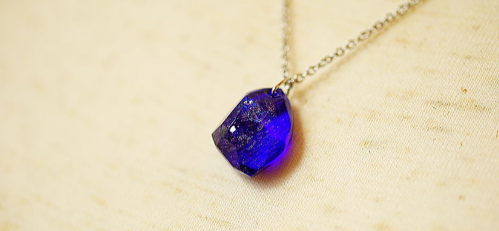 Meteorite from space ラフォルム ガラスジュエリー ガラスアクセサリー
