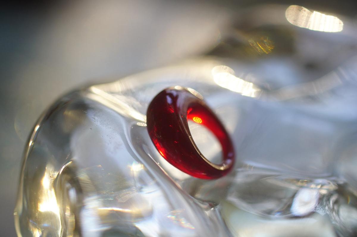 Circle of Life ～ 永遠の赤 / 再生の輪 ～ ラフォルム ガラスジュエリー ガラスアクセサリー