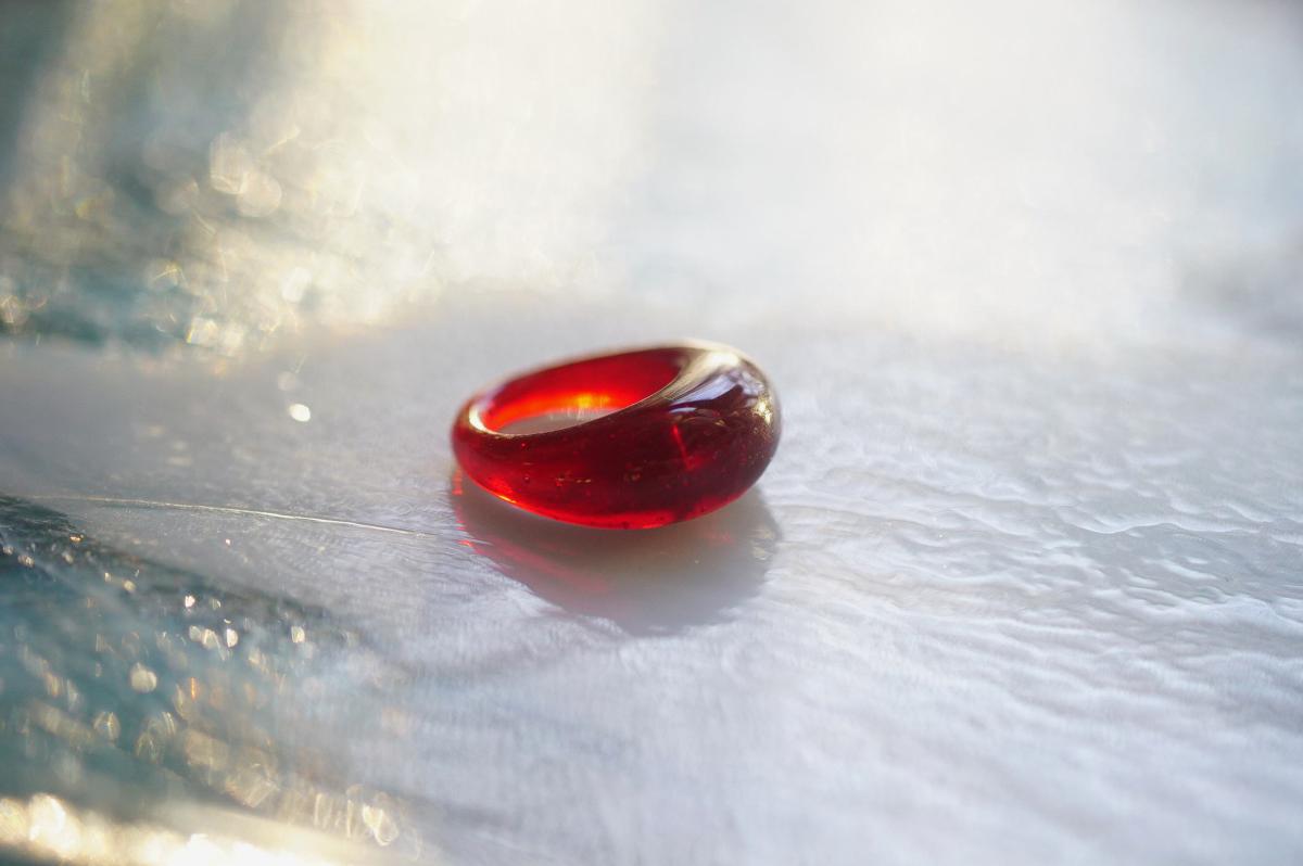 Circle of Life ～ 永遠の赤 / 再生の輪 ～ ラフォルム ガラスジュエリー ガラスアクセサリー