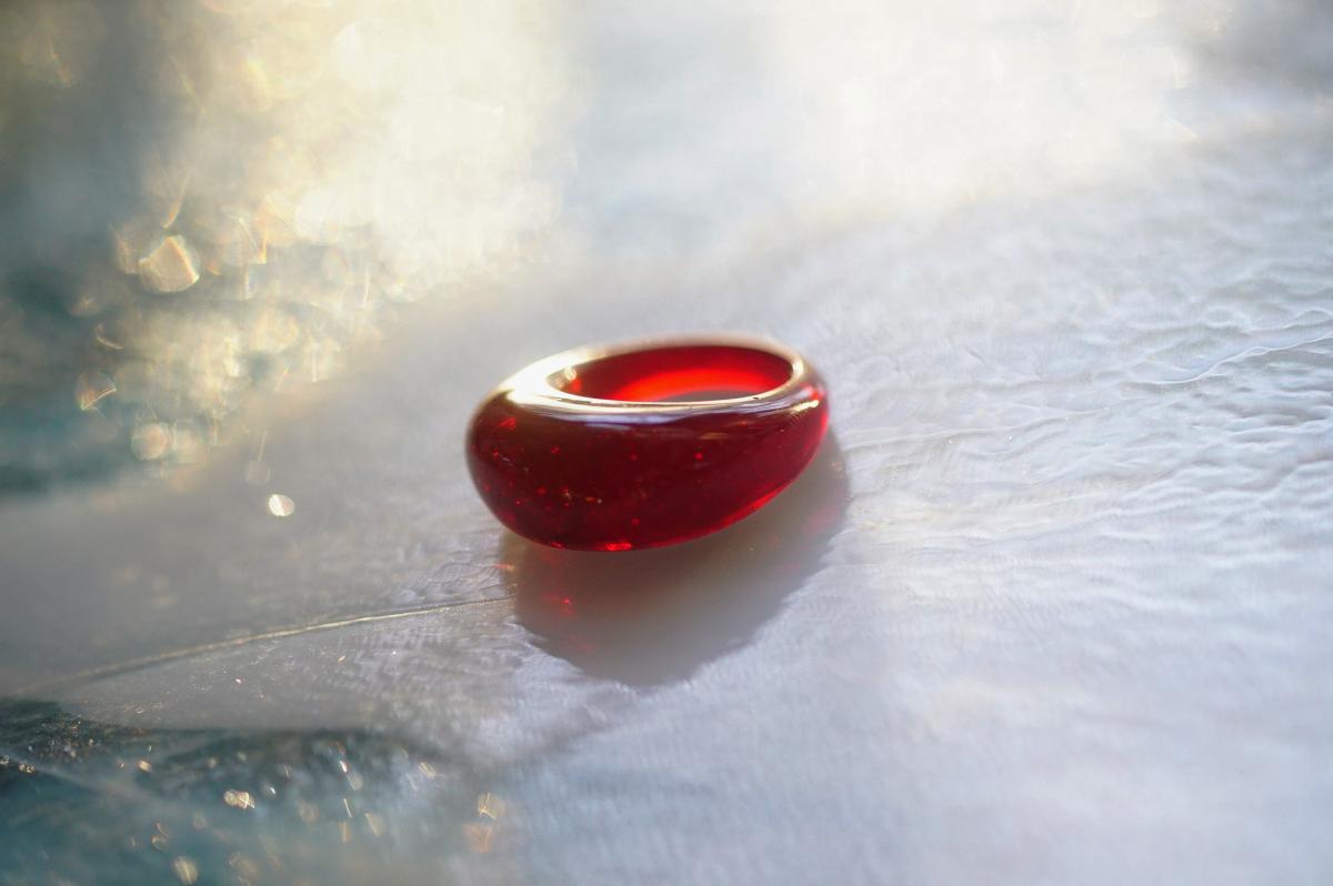 Circle of Life ～ 永遠の赤 / 再生の輪 ～ ラフォルム ガラスジュエリー ガラスアクセサリー