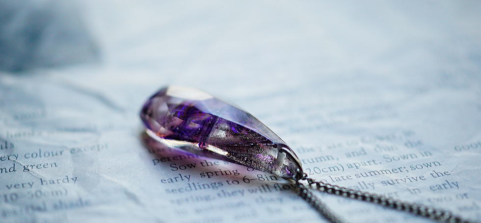 PURPLE ICE CRYSTAL ラフォルム ガラスジュエリー ガラスアクセサリー