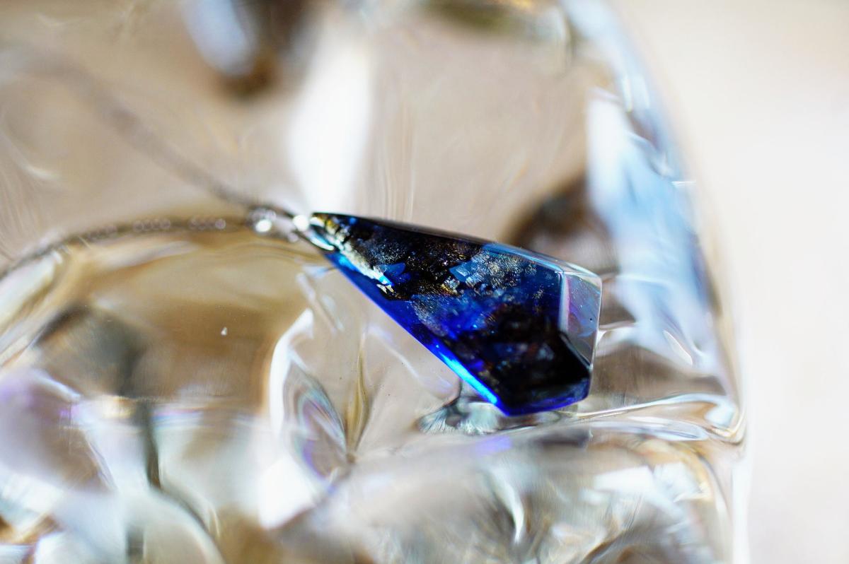 セノーテの煌き ～ 深き水底の光 ～ ラフォルム ガラスジュエリー ガラスアクセサリー