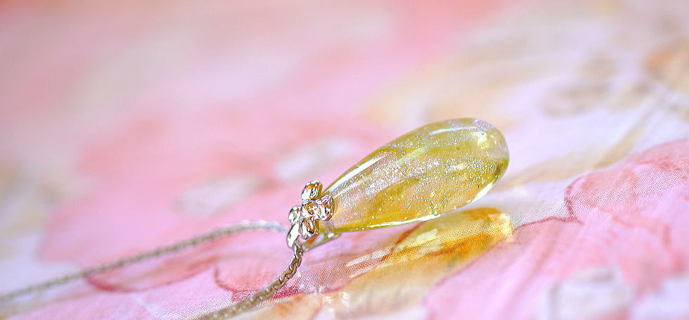 Dichroic amber drop ～ 琥珀色の涙 ～