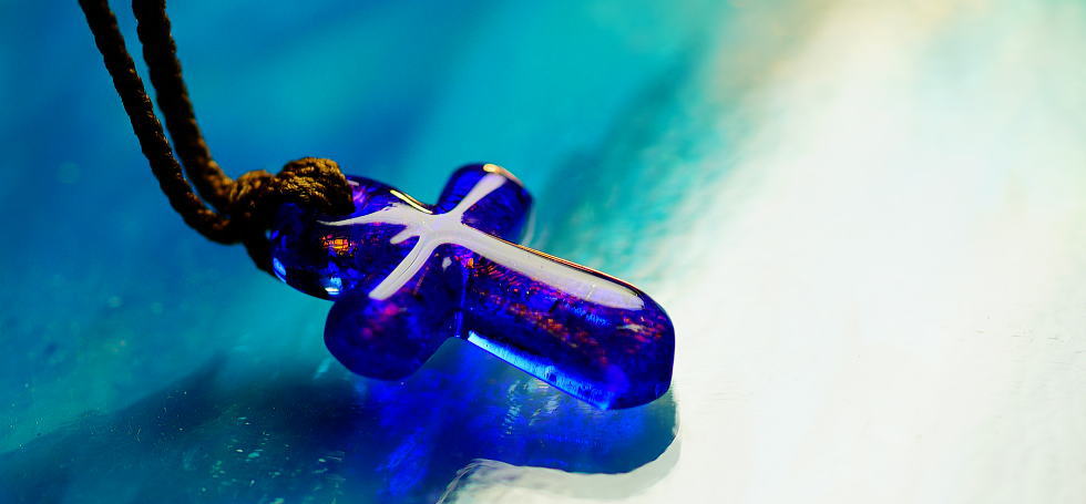 Revive Ankh ラフォルム ガラスジュエリー ガラスアクセサリー