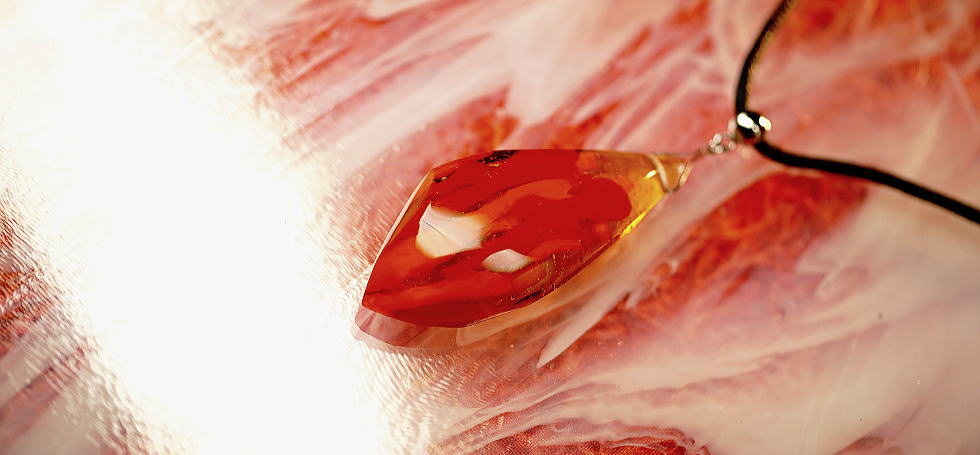 秋色に染まる炎のかけら ラフォルム ガラスジュエリー ガラスアクセサリー