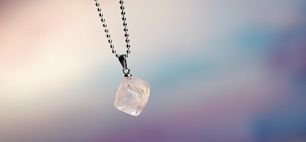 Snow cube ラフォルム ガラスジュエリー ガラスアクセサリー