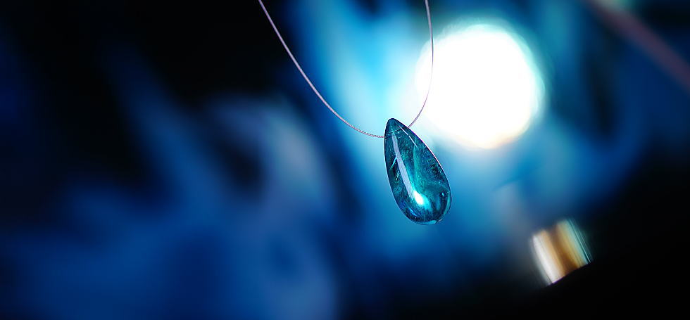 雪姫のBlue tear ラフォルム ガラスジュエリー ガラスアクセサリー