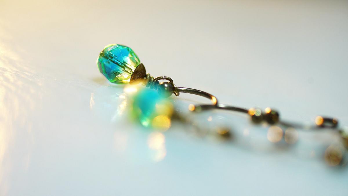 Antique rose pierce ラフォルム ガラスジュエリー ガラスアクセサリー