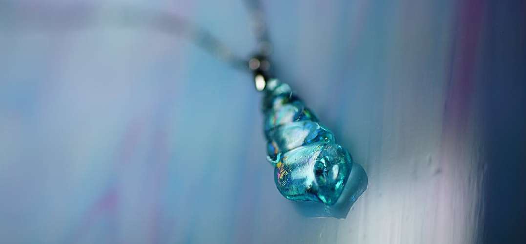 Spiral shell drop ラフォルム ガラスジュエリー ガラスアクセサリー