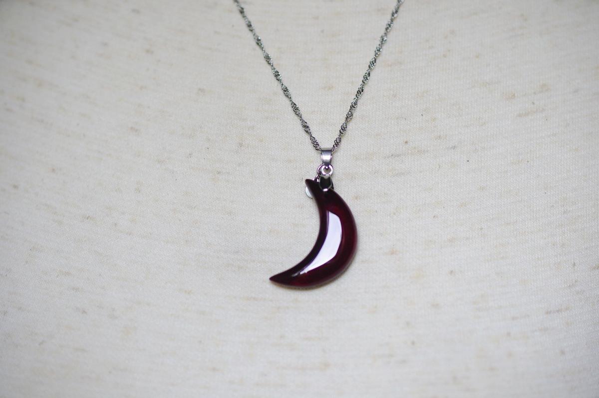 Crimson garnet moon ラフォルム ガラスジュエリー ガラスアクセサリー