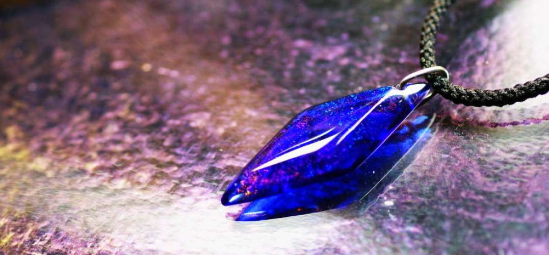 Smooth rhombus ～ RAINBOW BRIGHT PULSE / 静穏 ～ ラフォルム ガラスジュエリー ガラスアクセサリー
