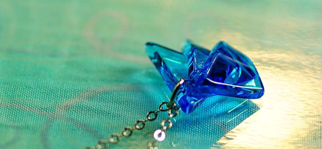 Blue triangle ～ 水の扇 ～ ラフォルム ガラスジュエリー ガラスアクセサリー