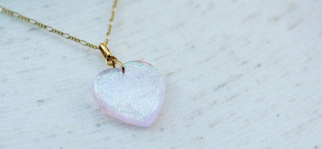 Gentle dichroic heart ラフォルム ガラスジュエリー ガラスアクセサリー