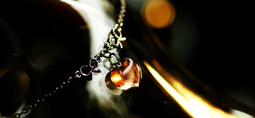 Coral heart ～ 朝焼けの光 ～ ラフォルム ガラスジュエリー ガラスアクセサリー