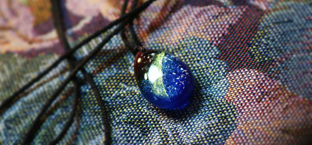 Nature and Universe ～ 煌きの流星 ～ ラフォルム ガラスジュエリー ガラスアクセサリー