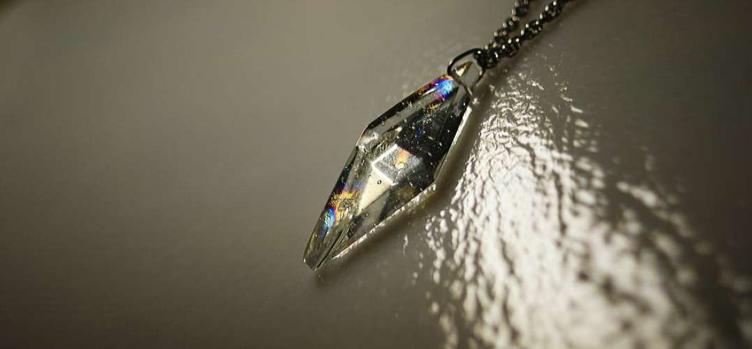 Pure dream ～ Crystal pyramid ～ ラフォルム ガラスジュエリー ガラスアクセサリー