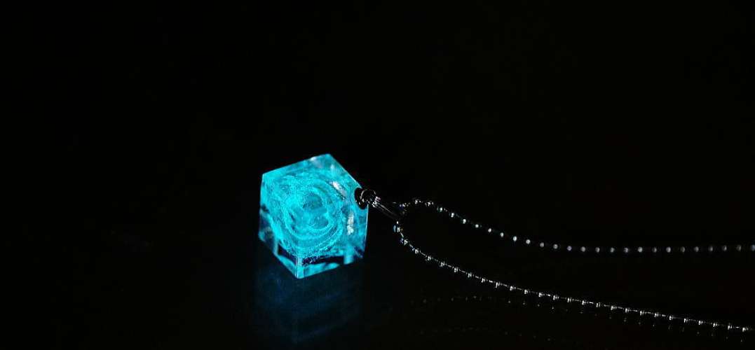 Snow cube ～ Brightness ～ ラフォルム ガラスジュエリー ガラスアクセサリー