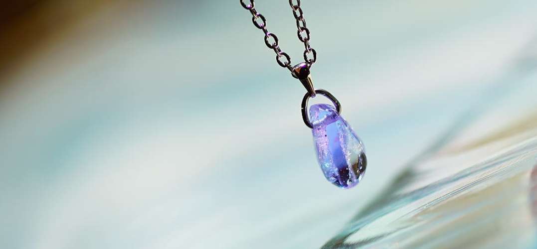 Lavender snow drop ラフォルム ガラスジュエリー ガラスアクセサリー