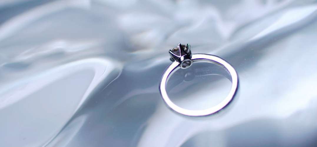 CHATON RING ラフォルム ガラスジュエリー ガラスアクセサリー
